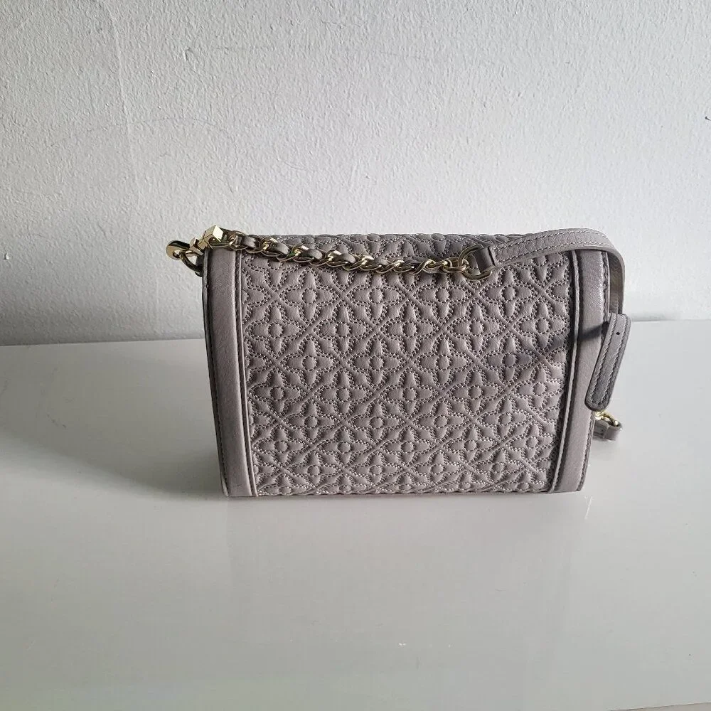 Tory Burch Women Bryant Quilted Crossbody Mercury Grey bag. - Picture 6 of 11